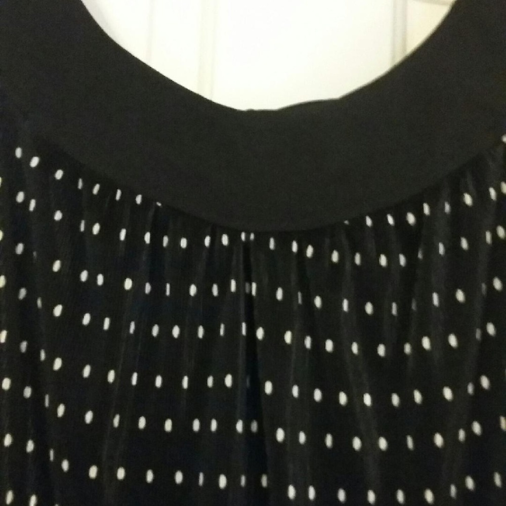Dress - Picture 4 of 7